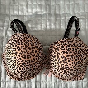 Victorias Secret Bra 38DDD